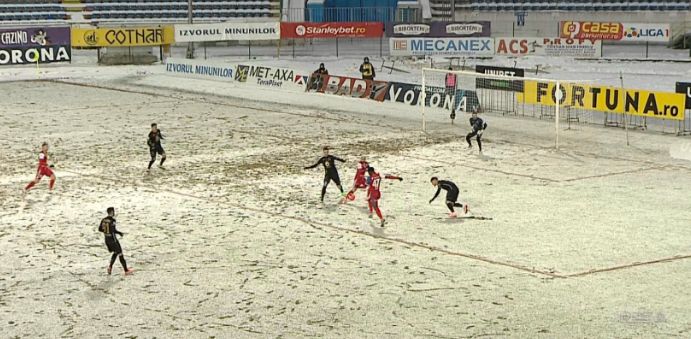 FC Botoșani - Gaz Metan 0-0, ACUM, la Digi Sport 1. Gazdele controlează jocul. Fază controversată în careul medieșenilor