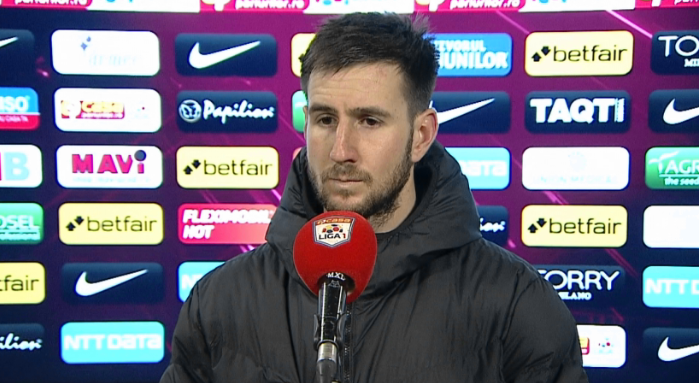 Păun l-a imitat pe Florin Tănase: ”Este cel mai prost teren! Pretenții de Europa, condiții de Liga 2!”