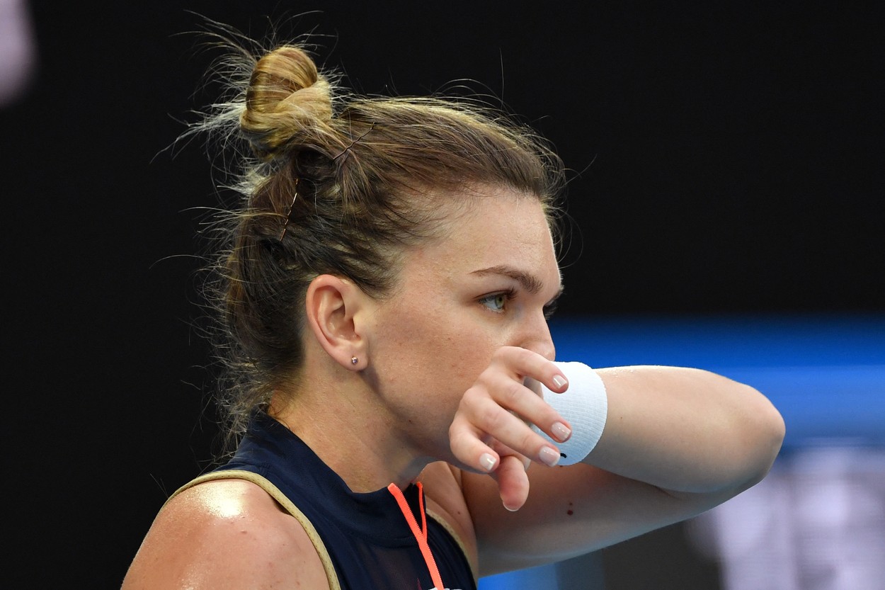 Simona Halep pleacă de la Australian Open cu o sumă mare de bani, după ce a fost eliminată de Serena Williams