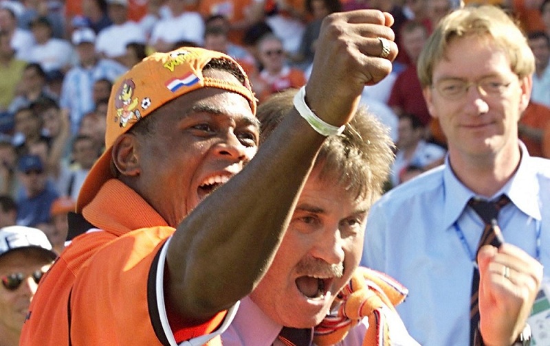 Patrick Kluivert şi Guus Hiddink, în programul DDB
