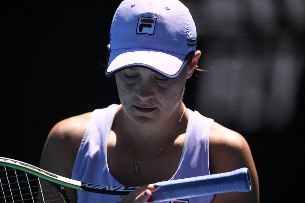 Accidentare pentru liderul WTA! Ashleigh Barty a declarat forfait la Doha