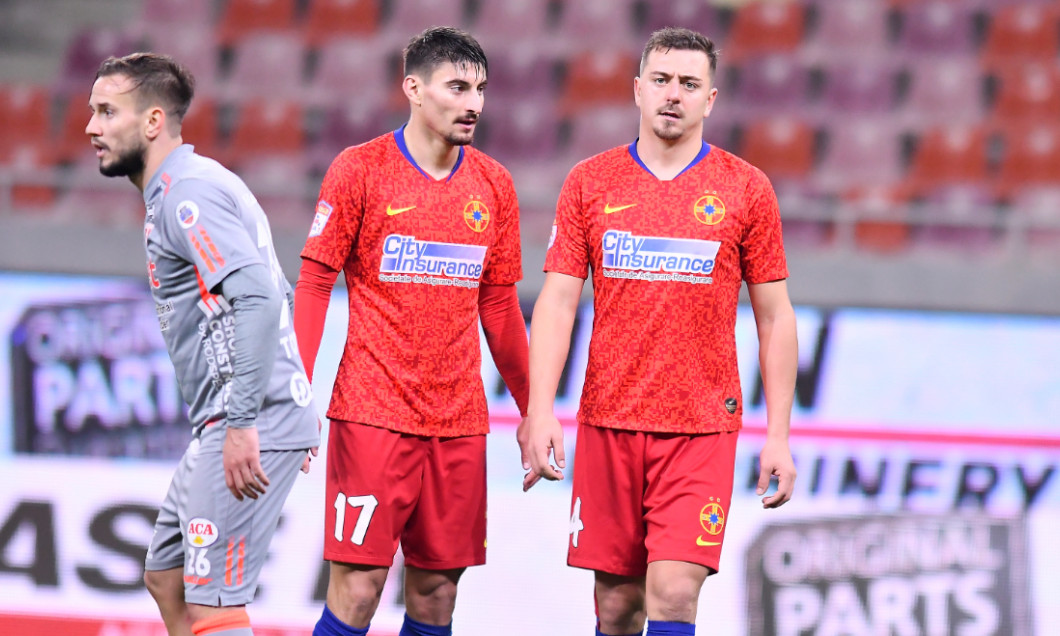 Iulian Cristea și Andrei Miron, în meciul FCSB - UTA / Foto: Sport Pictures