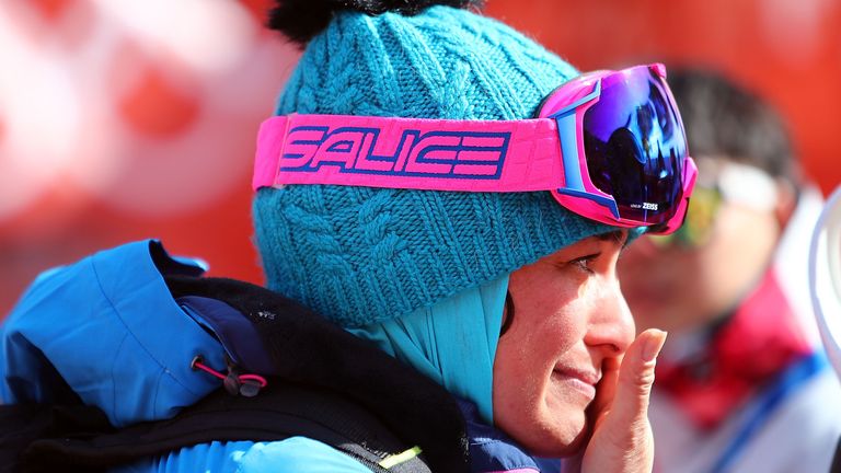 Femeia care a primit interdicţie de a călători în Italia de la soţul ei a făcut apel la autorităţile statului