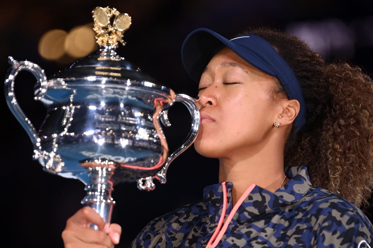 Naomi Osaka scrie istorie! Doar 3 sportivi au reuşit să câştige primele 4 finale de Grand Slam jucate în era Open