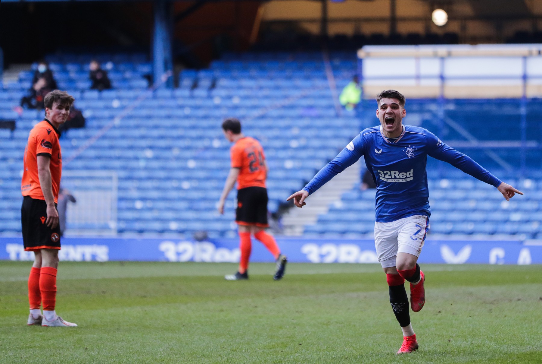 Steven Gerrard a dus-o pe Rangers în UCL, după zece ani. Ce a zis antrenorul după meciul în care Ianis Hagi a dat gol