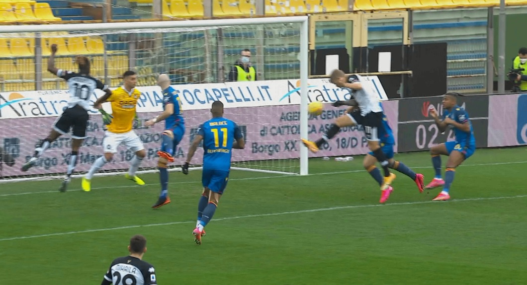 Parma - Udinese 2-0, Digi Sport 1. Mihăilă, foarte bun! Penalty scos și ocazie mare pe final de repriză