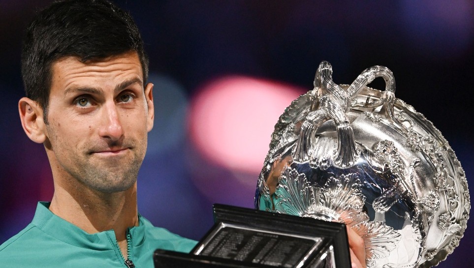 Ce le transmite Novak Djokovic celor care îl acuză că a mimat accidentarea la Australian Open