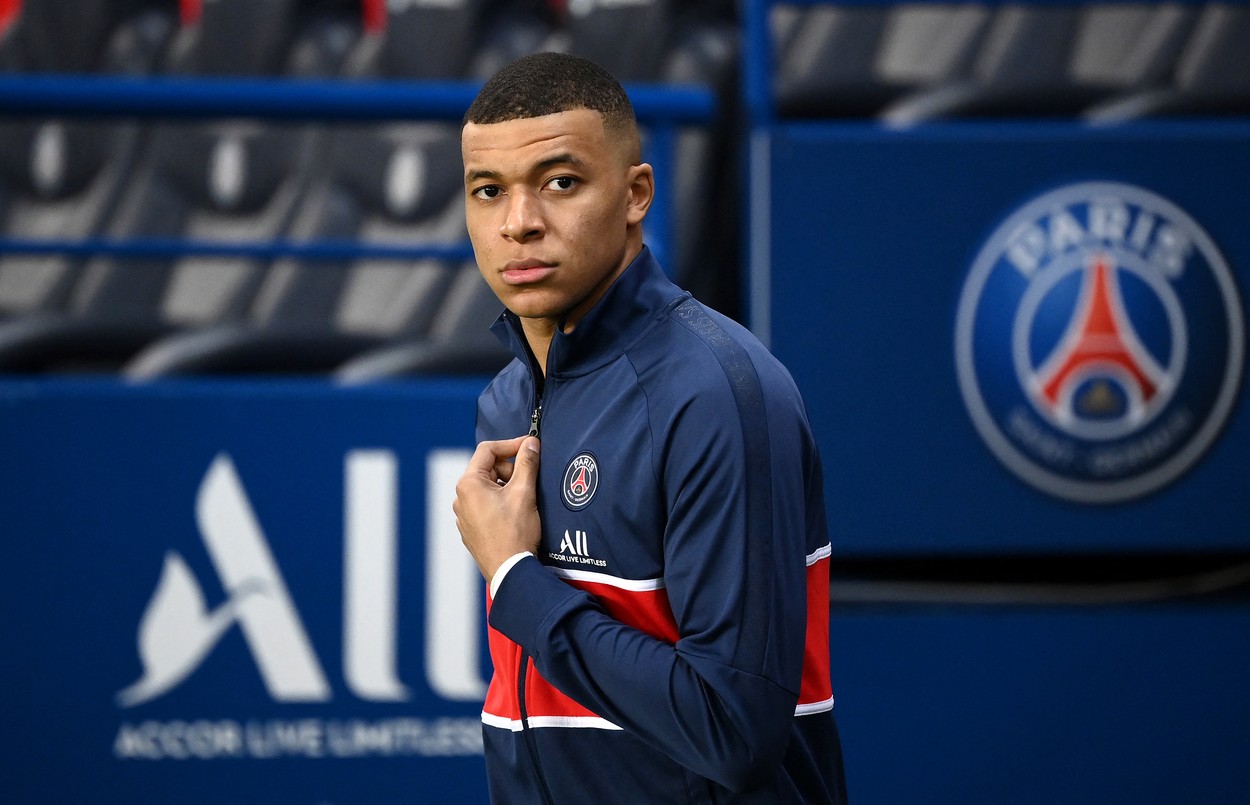 PSG a făcut marele anunț: Kylian Mbappe nu mai pleacă la Real Madrid vara aceasta! Când și cum se va putea face mutarea