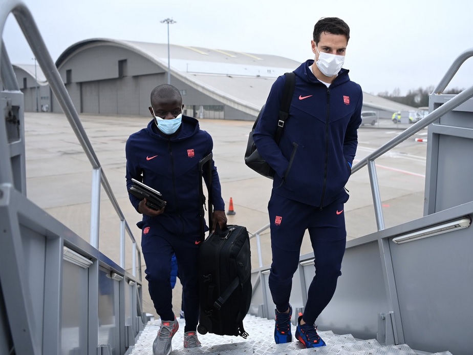 Chelsea a venit din nou la București! Ce jucător al londonezilor a fost aclamat la aeroport