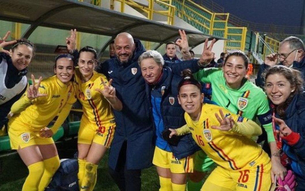 romania-feminin1