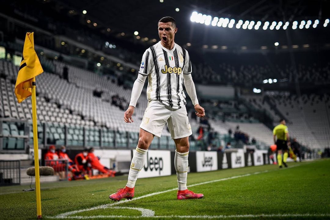 Ce a postat Cristiano Ronaldo după ce l-a întrecut pe Lukaku şi a redevenit lider în TOPUL golgheterilor din Serie A Ce a postat Cristiano Ronaldo după ce l-a întrecut pe Lukaku şi a redevenit lider în TOPUL golgheterilor din Serie A