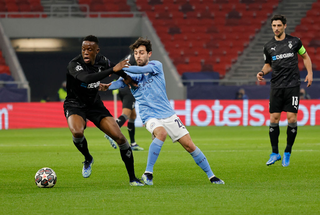 Manchester City, cu un pas în sferturi după 2-0 cu M'Gladbach. Trupa lui Guardiola are 19 victorii consecutive