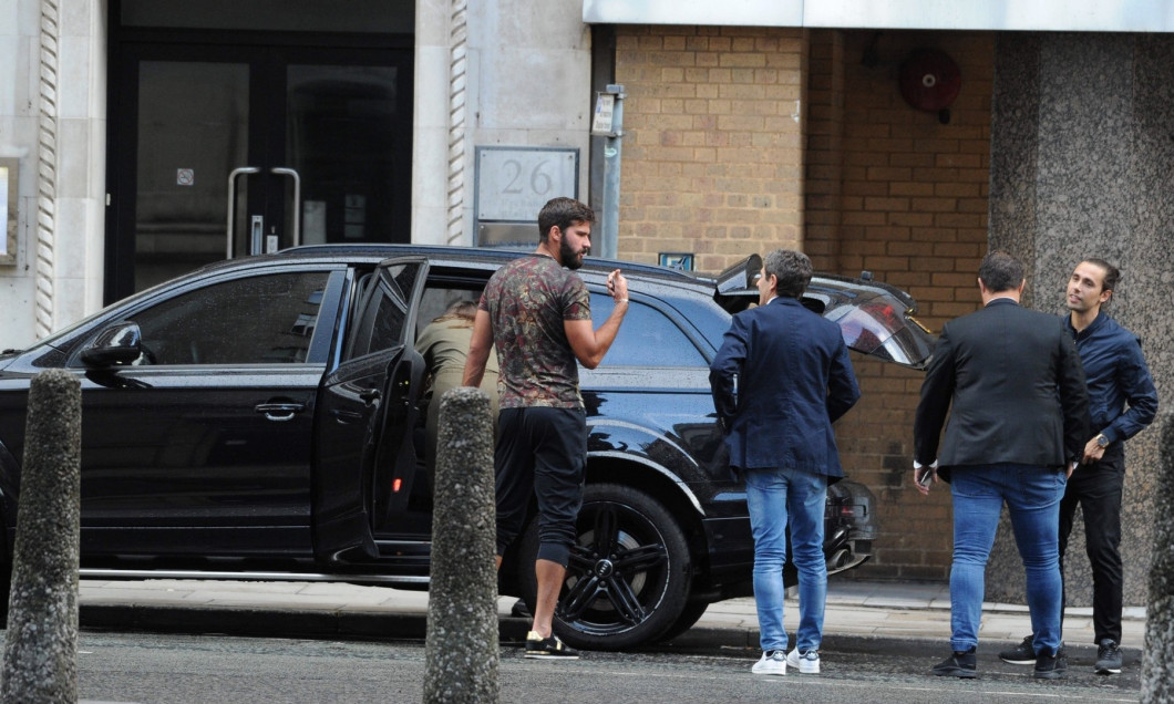 *EXCLUSIVE* New Liverpool signing Alisson Becker &amp; family enjoy meal in Liverpool