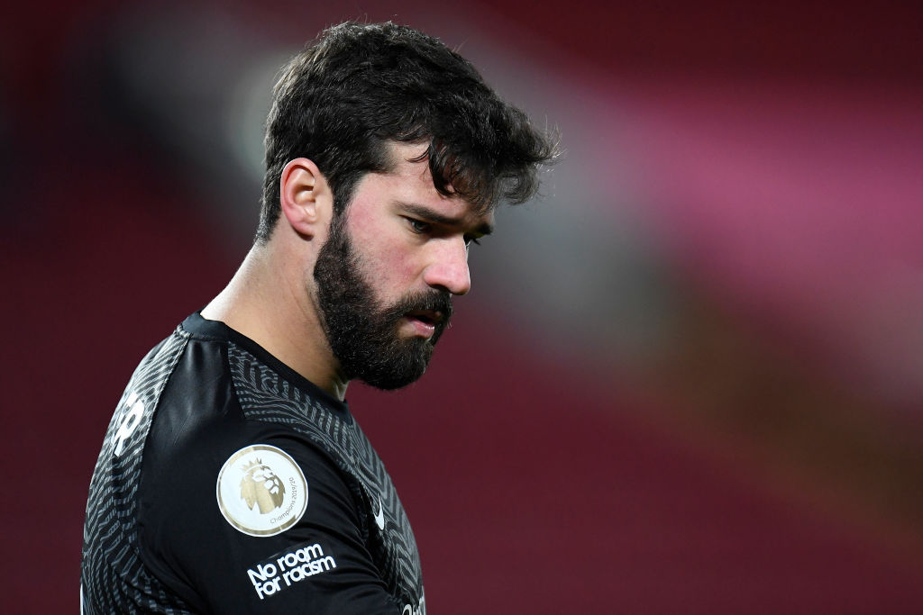 Portarul lui Liverpool, Alisson, afectat teribil de vestea morții tatălui său! De ce nu poate asista la funeralii