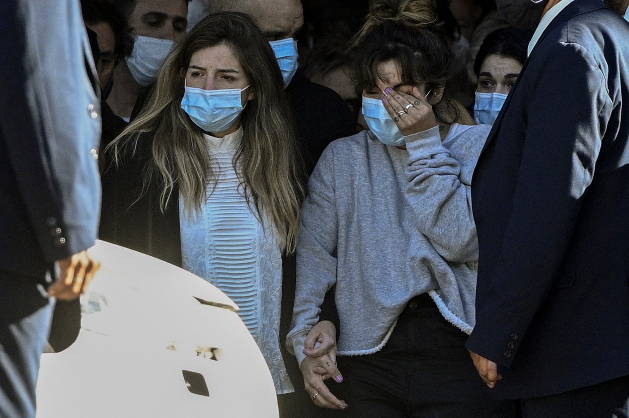 Giannina şi Jana Maradona, audiate. Justiţia argentiniană continuă ancheta după decesul lui Diego Maradona