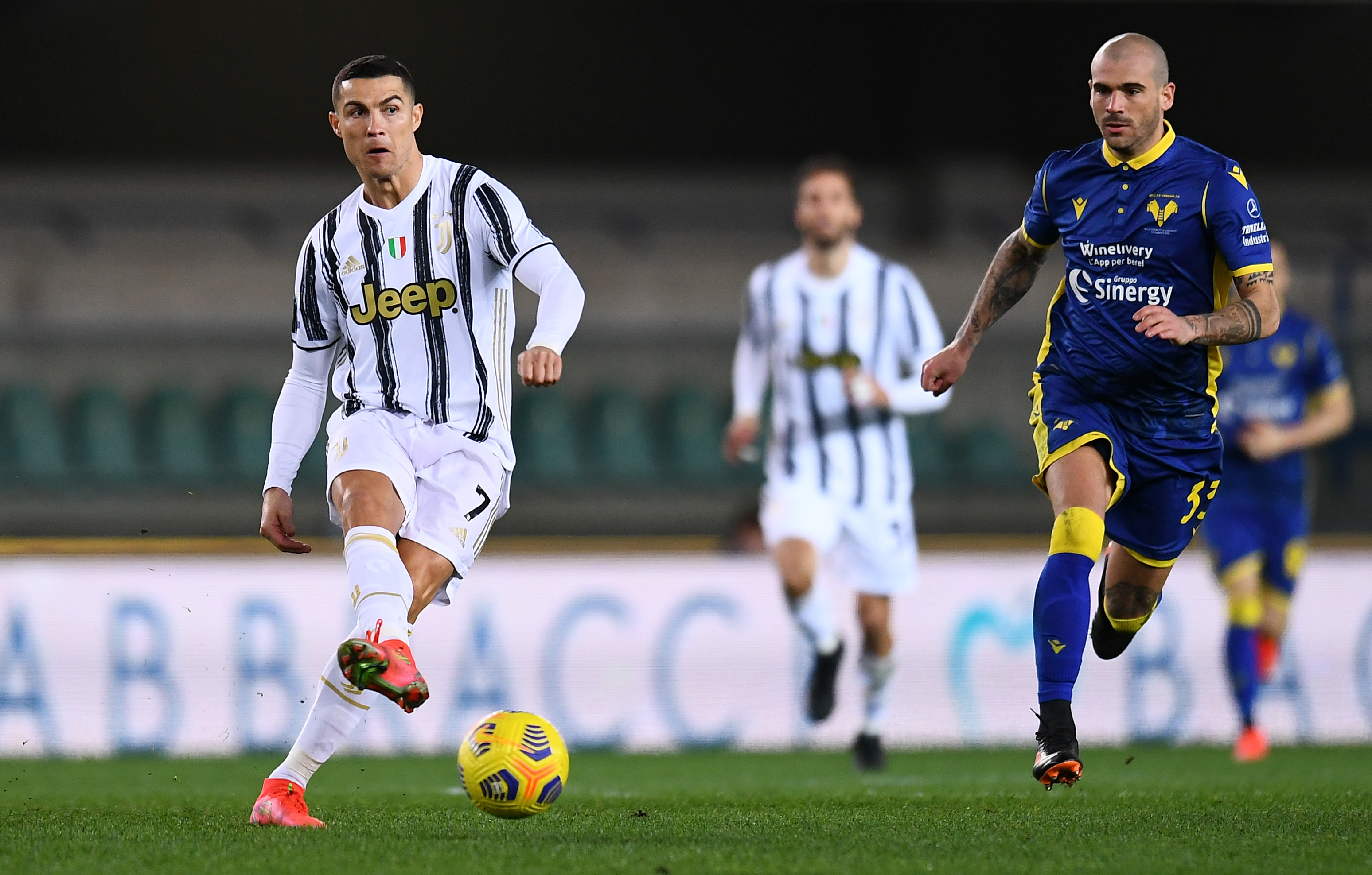 Verona - Juventus 1-1. Ronaldo a înscris degeaba. Gazdele au egalat și au avut și două bare