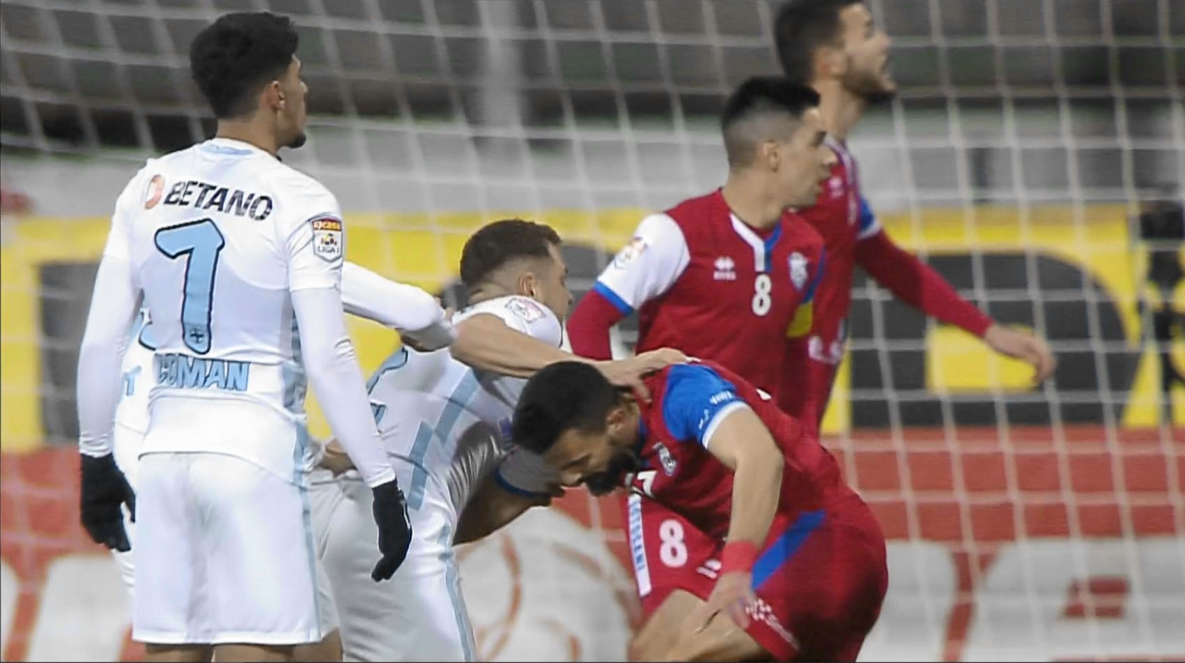 Botoșani - FCSB 0-0, ACUM, la Digi Sport 1. Oaspeții cer un penalty, dar Hațegan acordă fault în atac