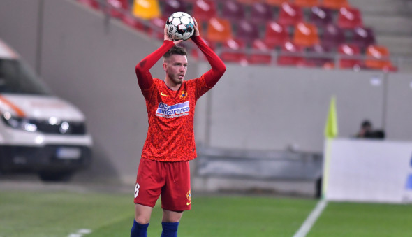 Denis Haruț, fundașul de la FCSB / Foto: Sport Pictures