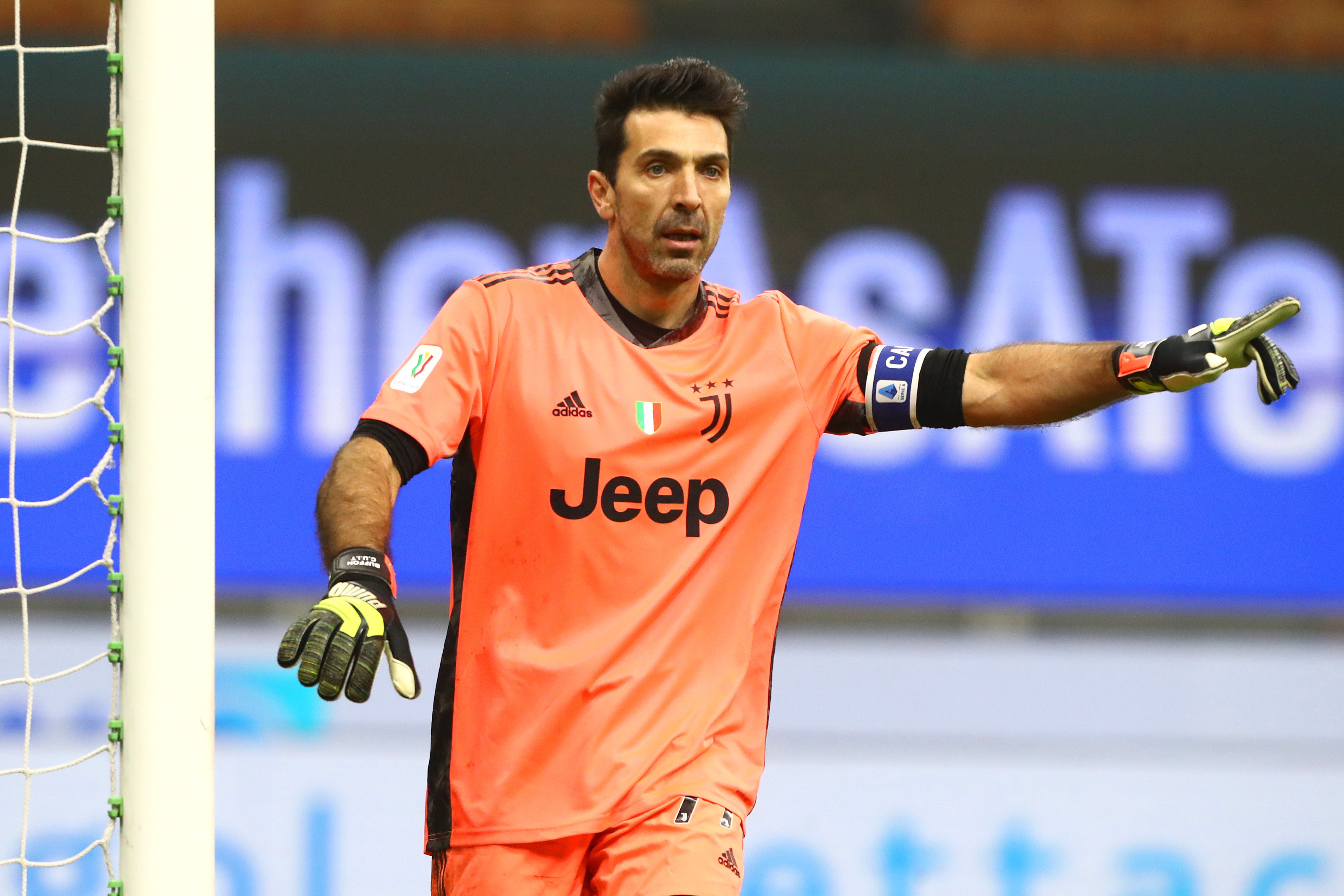 Legenda continuă și după 43 de ani! Gianluigi Buffon a spus până când ar mai putea apăra