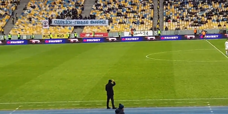 Moment genial, cu Mircea Lucescu protagonist! Gesturile făcut de antrenor, după ce suporterii i-au cerut din nou demisia