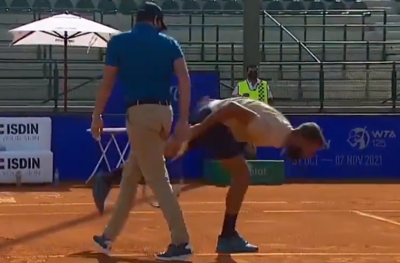 Benoit Paire a comis un nou gest reprobabil! Francezul a scuipat pe teren chiar în fața arbitrului. Ce s-a întâmplat după