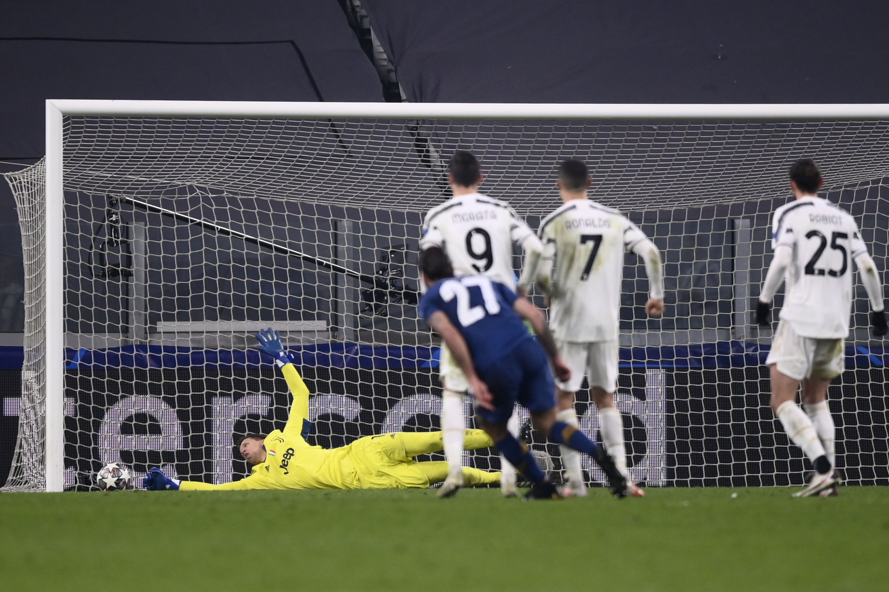 Capello, comentariu dur la adresa lui Ronaldo. Reproșul adus după eliminarea lui Juventus: "De neiertat!"