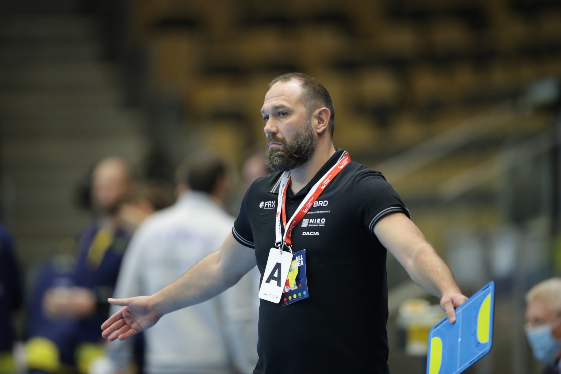 "Cei din Kosovo sunt luptători!" Ce șanse are naționala masculină de a se califica la C.E. de handbal după 24 de ani