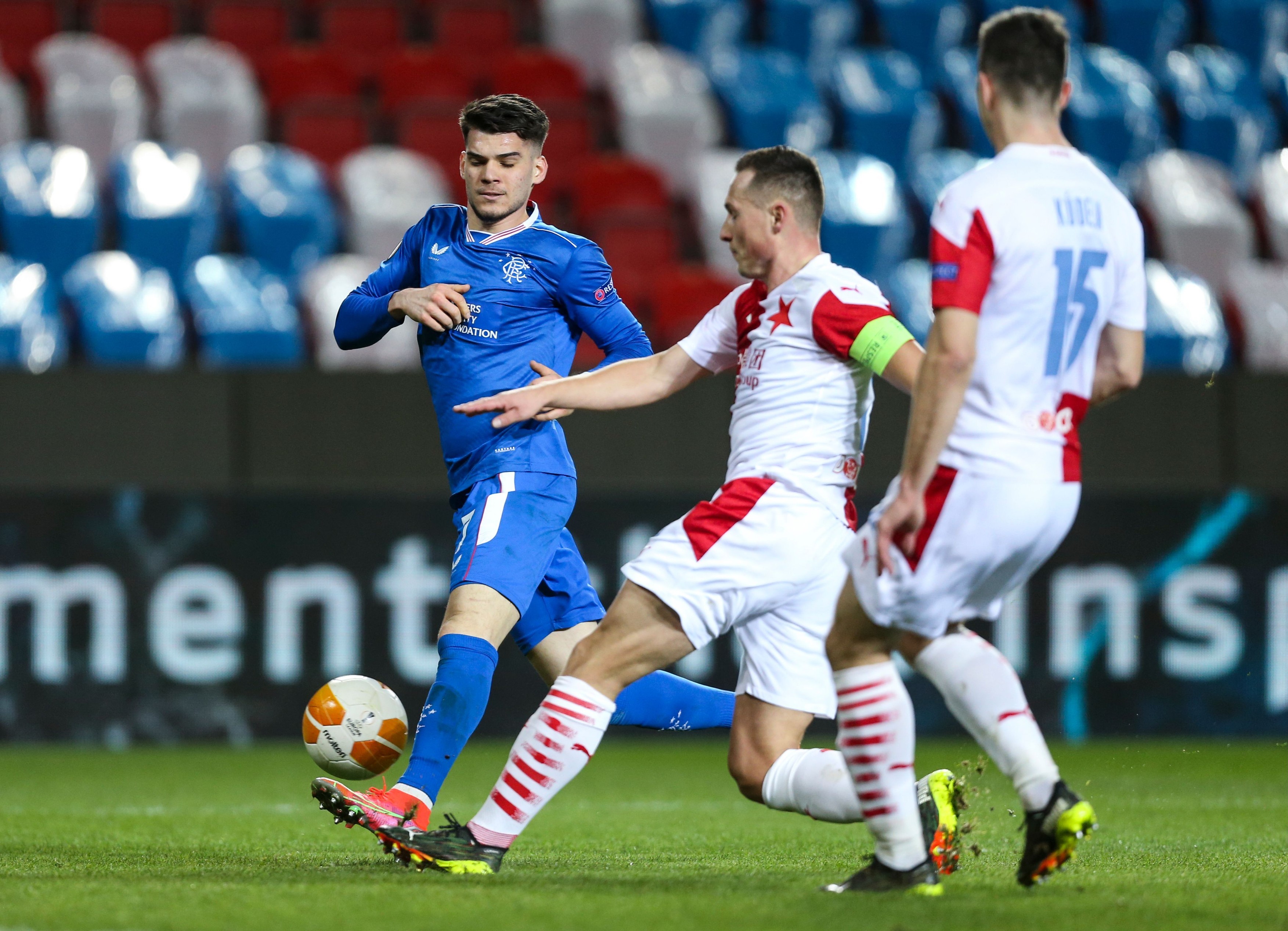 ”Regele assist-urilor” a lovit din nou! Ianis Hagi, pasă decisivă în meciul Slavia Praga - Rangers