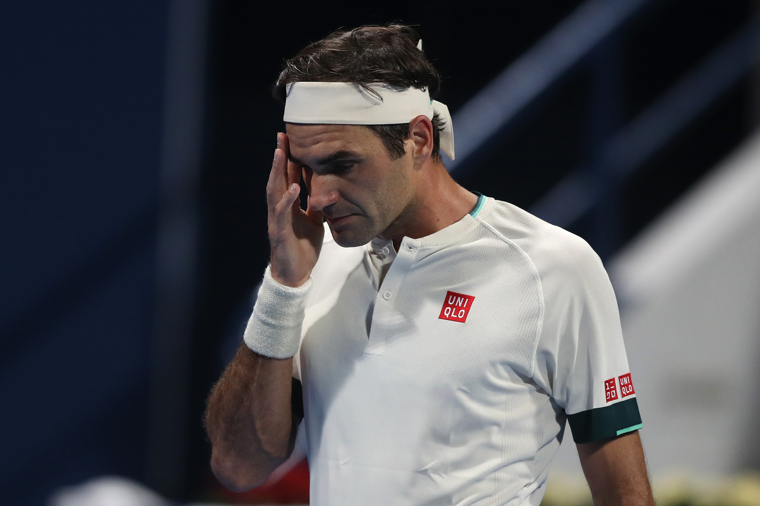 Roger Federer a pierdut al doilea meci disputat după revenire! Elvețianul, eliminat în sferturile ATP Doha