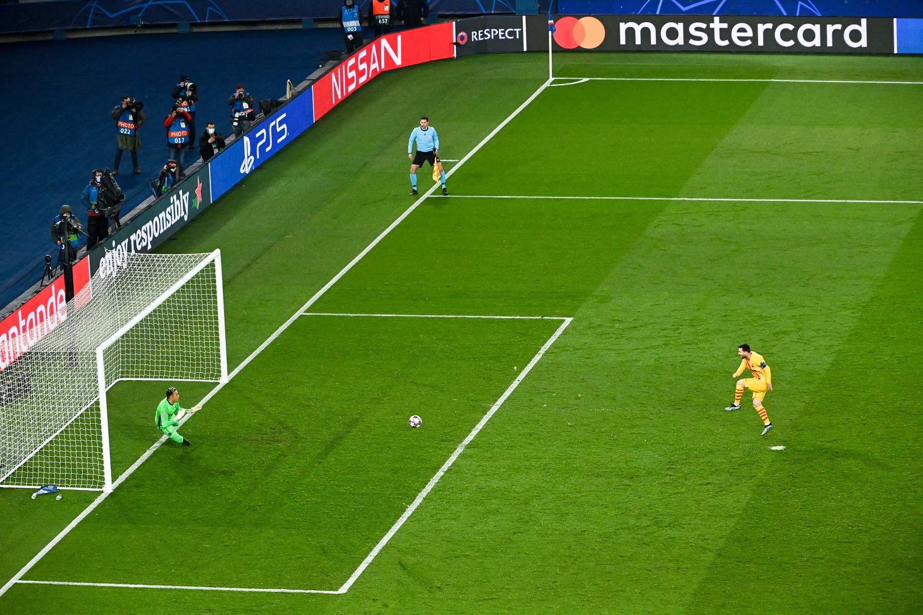 Momentul în care Keylor Navas l-a hipnotizat pe Messi. Cum descrie penalty-ul apărat și la cine s-a gândit