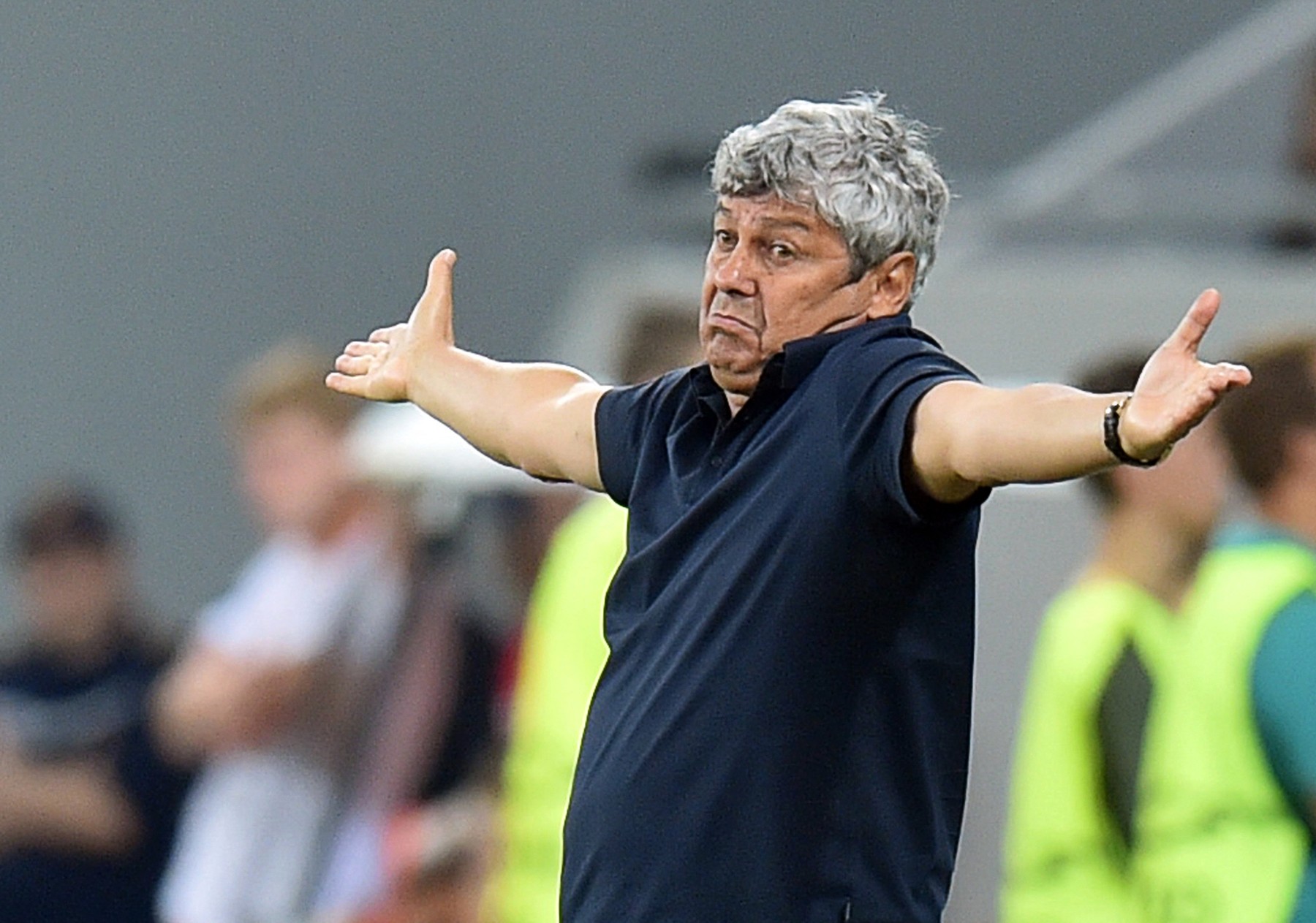 Mircea Lucescu a ”driblat” FRF și a devenit cel mai vârstnic jucător din Liga 1: ”Mi-am dat seama că de pe margine nu pot să fac nimic!”