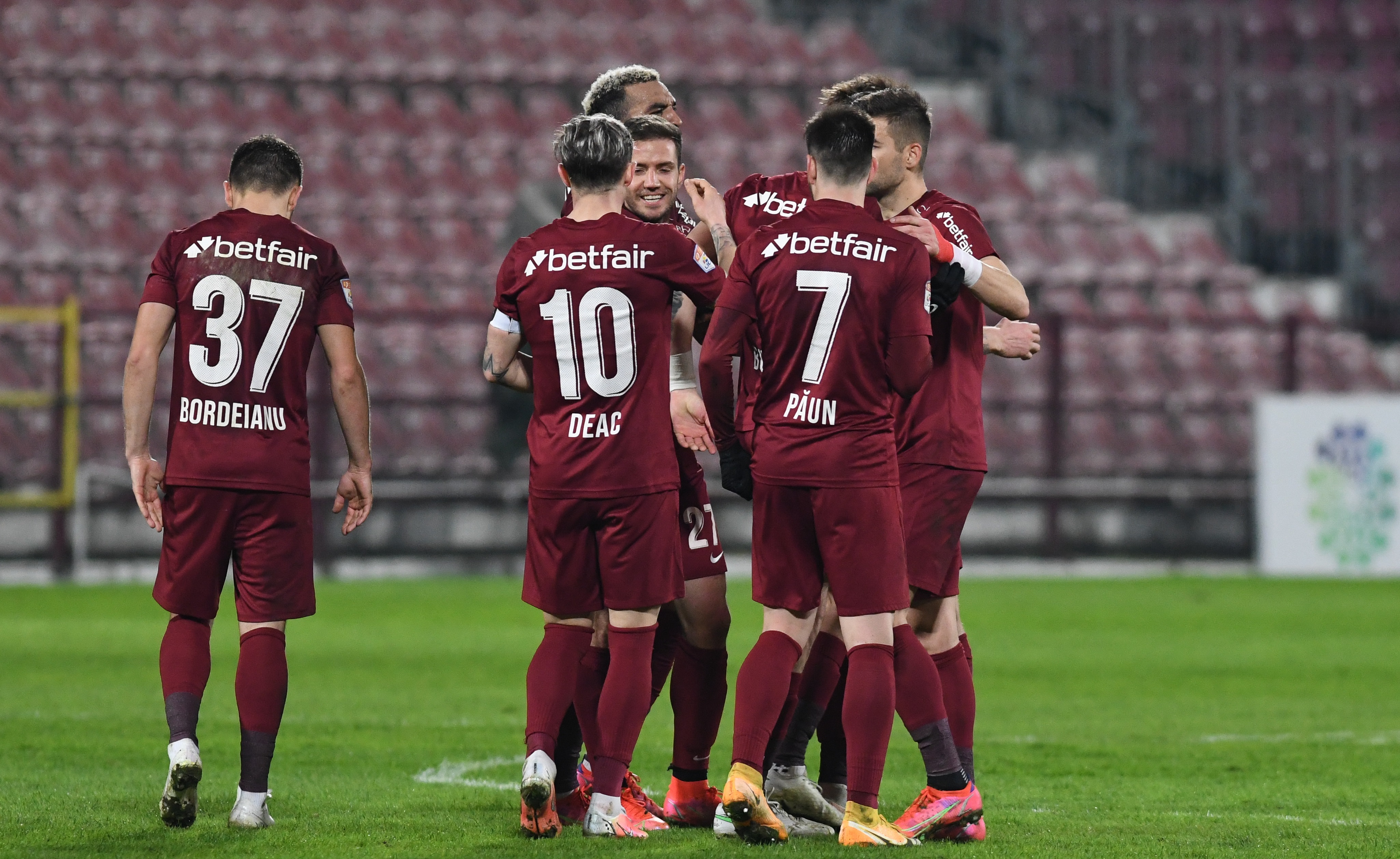 CFR Cluj, gata pentru cel mai important meci al anului. De ce se consideră campioana dezavantajată în derby-ul cu FCSB