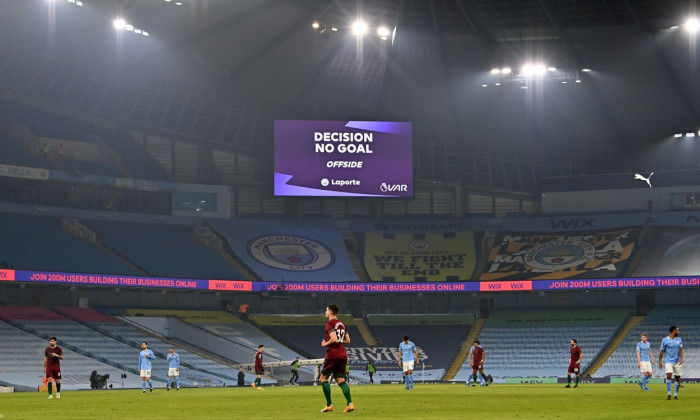 Manchester City v Wolverhampton Wanderers - Premier League - Etihad Stadium