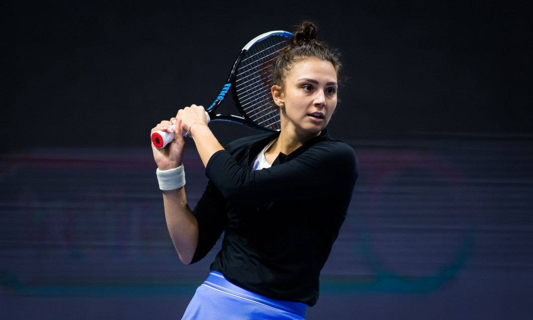 Jaqueline Cristian, în meciul cu Svetlana Kuznetsova de la Sankt Petersburg / Foto: Profimedia