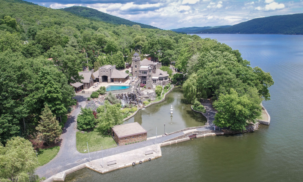 Derek Jeter is selling his New York castle for a staggering $14.75million.