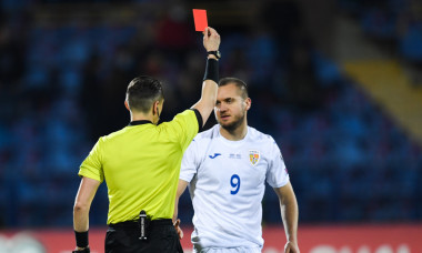 George Pușcaș, eliminat direct în meciul Armenia - România / Foto: Profimedia