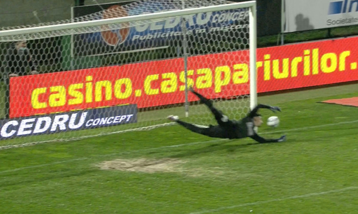 Andrei Vlad a apărat un penalty în meciul FCSB - Universitatea Craiova / Foto: Captură Digi Sport