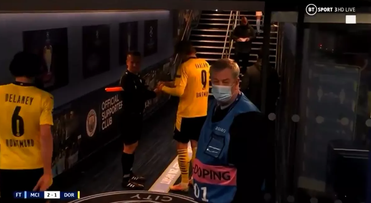 UEFA vrea să-l suspende pe Octavian Șovre! Românul i-a cerut un autograf lui Haaland pentru a ajuta SOS Autism Bihor