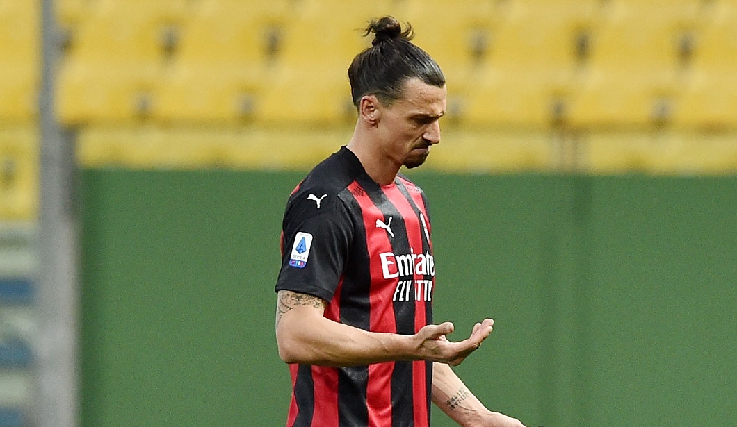 Dennis Man l-a ridiculizat pe Ibrahimovic, dar Milan i-a mai pus un contract pe masă! ”E o chestiune de detalii”