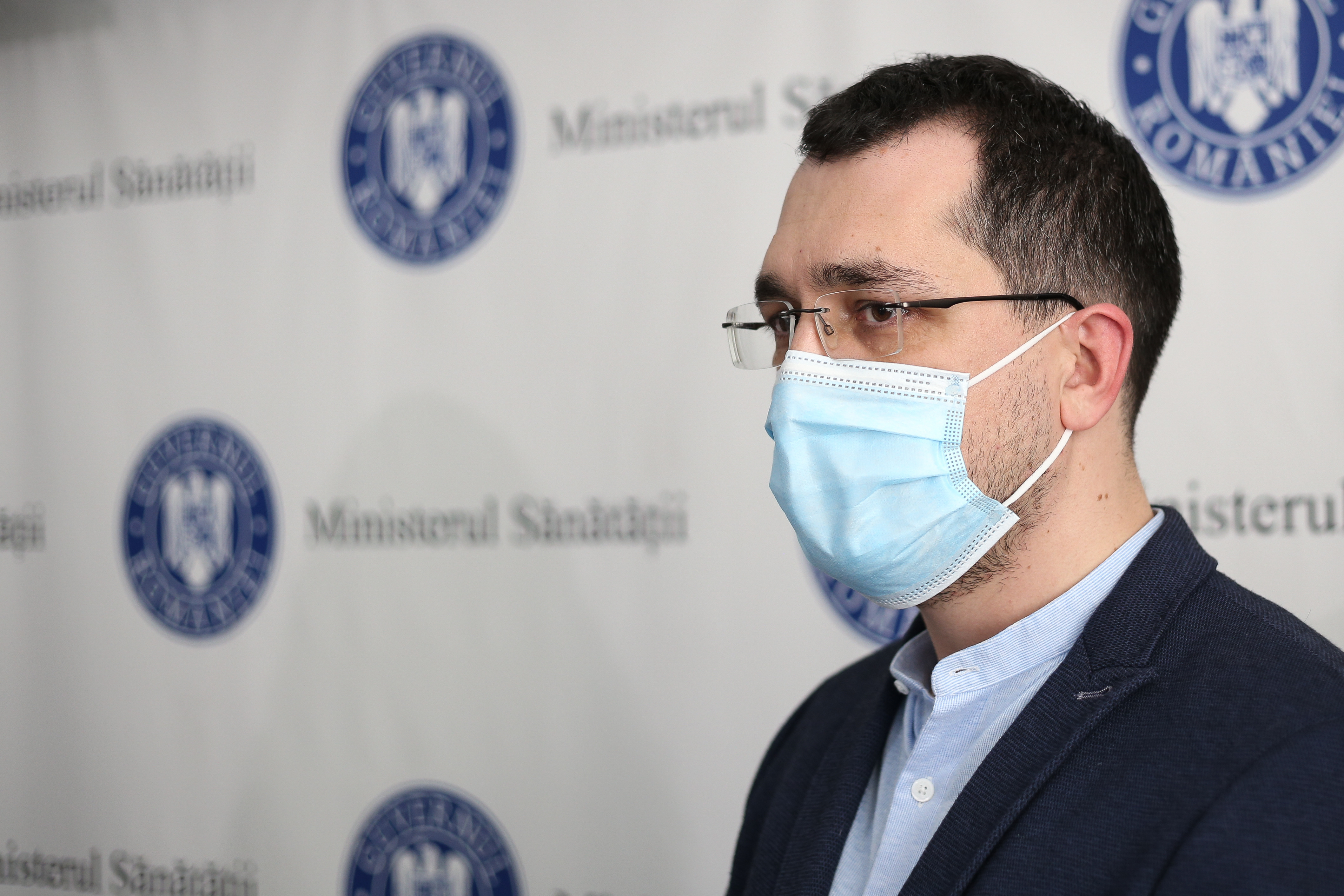Ultima decizie luată de Vlad Voiculescu înainte să fie demis de premierul Cîțu. Sportivii pot folosi teste rapide antigen