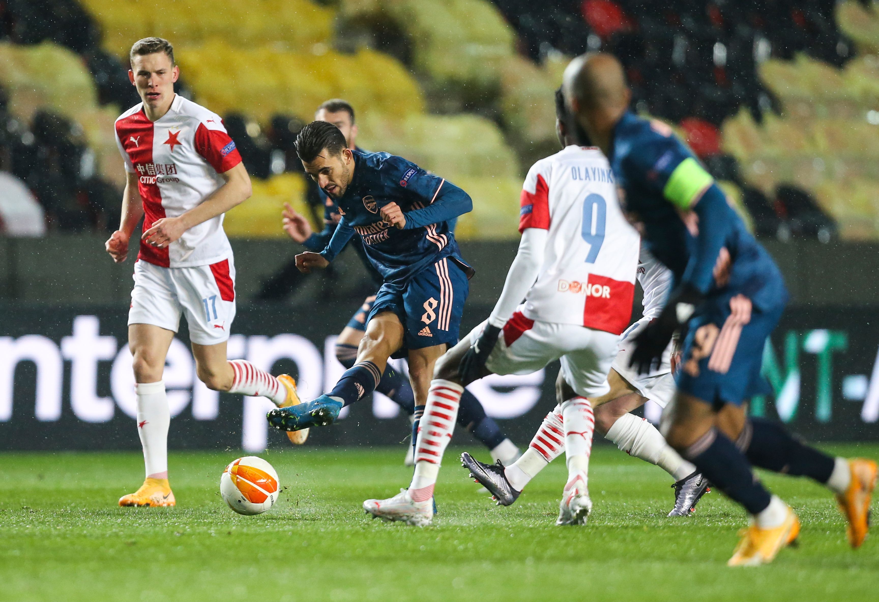 Sferturi UEL la Digi Sport | Slavia Praga - Arsenal 0-3, cu Stanciu titular, Man. United - Granada 1-0, Roma - Ajax 0-0, Villarreal - Dinamo Zagreb