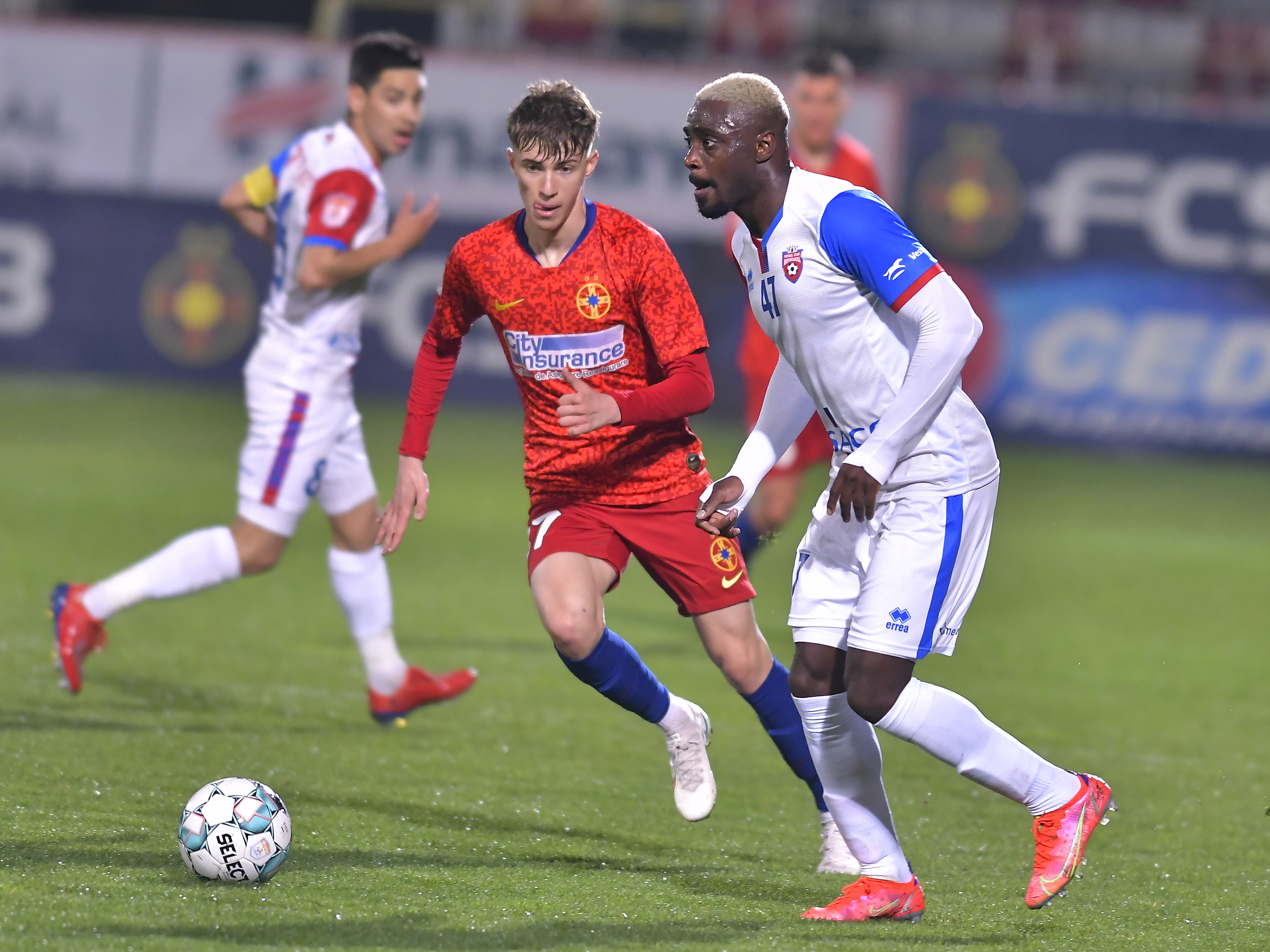 Octavian Popescu, gol superb în meciul FCSB - FC Botoșani! "Perla" lui Becali și-a impresionat colegii