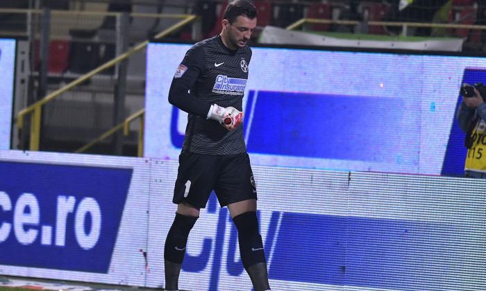 FOTBAL:FCSB-FC BOTOSANI, PLAY OFF LIGA 1 CASA PARIURILOR (18.04.2020)