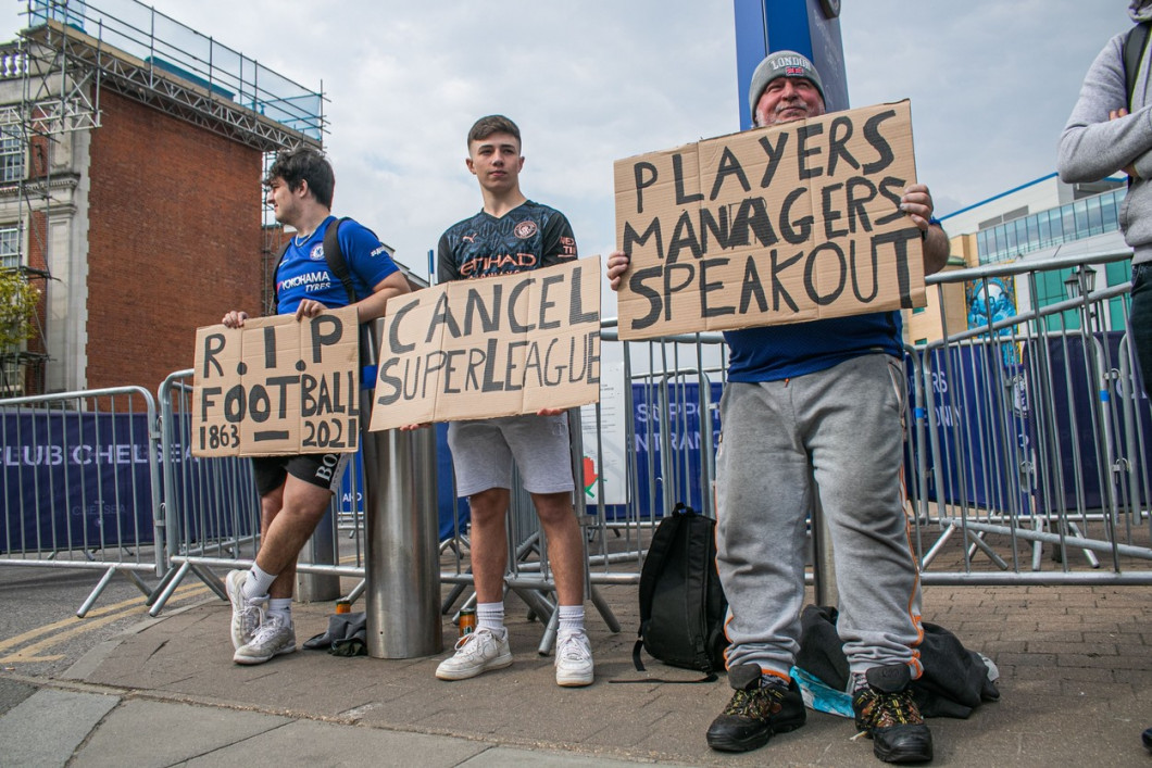 Chelsea fans protest against European Super League - 20 Apr 2021