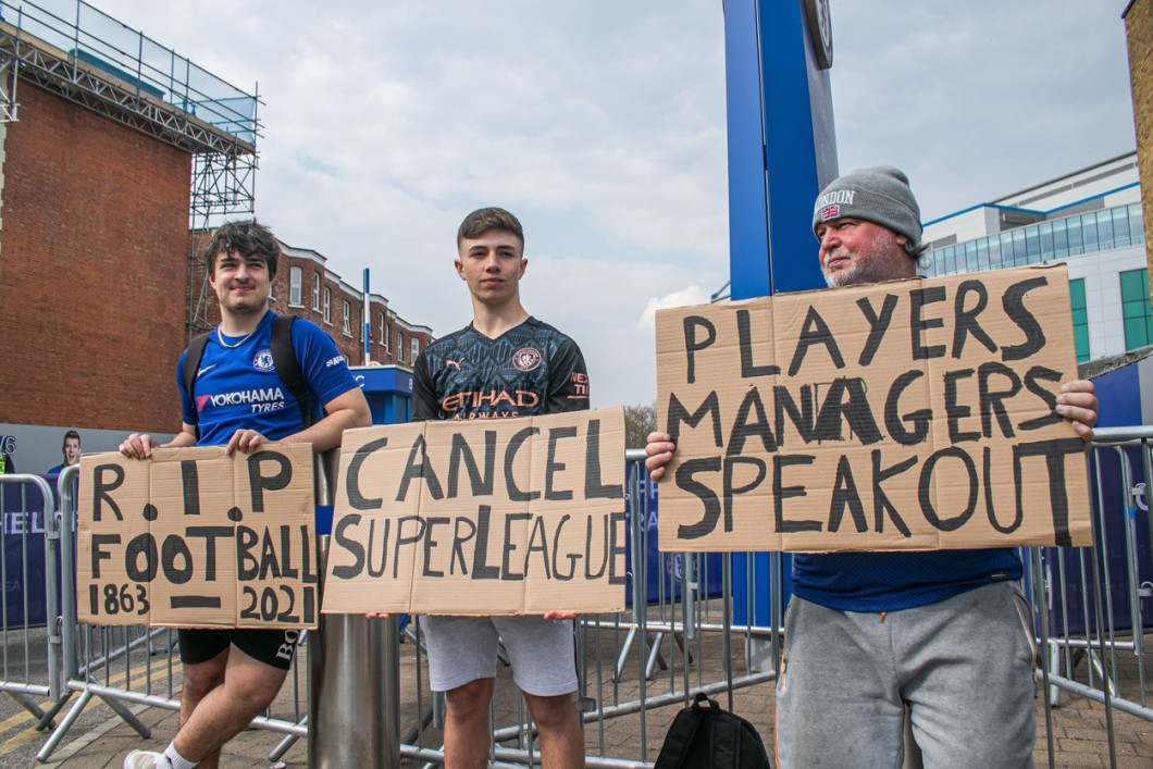 Chelsea fans protest against European Super League - 20 Apr 2021