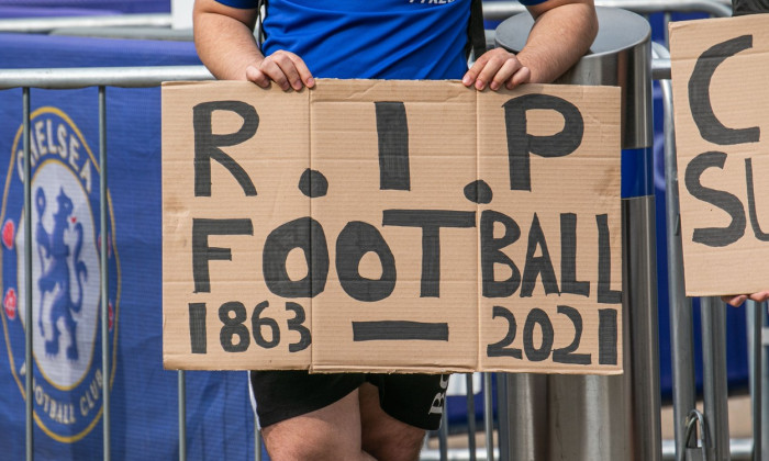 Chelsea fans protest against European Super League - 20 Apr 2021