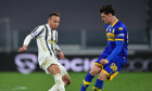 Arthur Melo și Dennis Man, în meciul Juventus - Parma / Foto: Getty Images