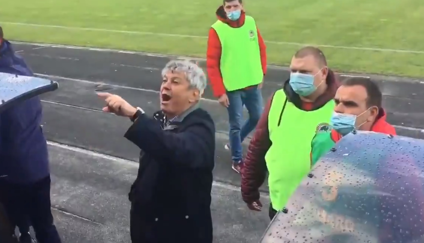 Să-și arate fața, să vedem cine protestează!. Mircea Lucescu, prima reacție după scandalul cu ultrașii lui Dinamo Kiev