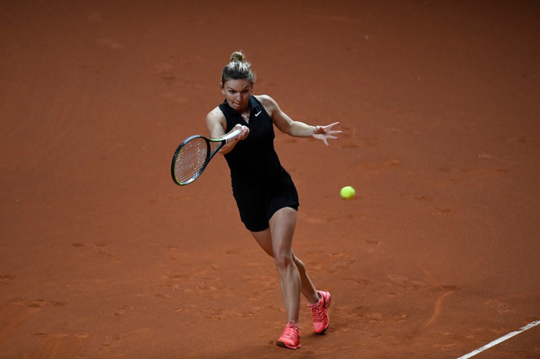 halep-vondrousova6