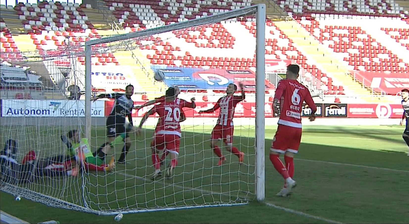 UTA - Hermannstadt 0-0, ACUM, pe Digi Sport 1. Sibienii nimeresc bara și ratează ocazii mari